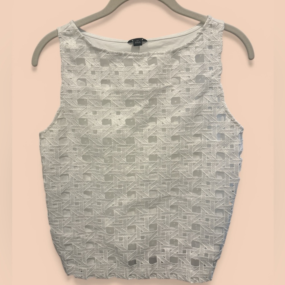 Ann Taylor White Lace Patterned Sleeveless Tank